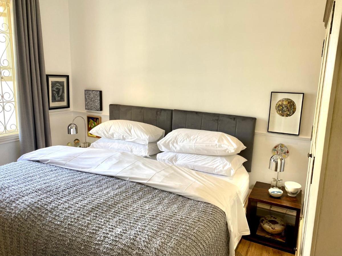 1 Royal Street Guesthouse รีบีค คาสตีล ภายนอก รูปภาพ